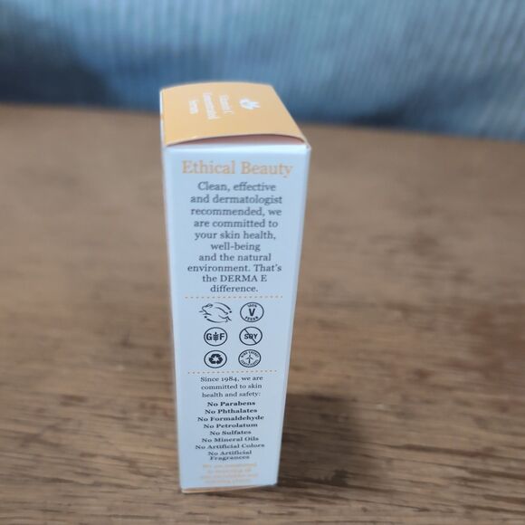 Derma.E Vitamin C Concentrated Serum with Hyaluronic Acid, 0.5 oz - Picture 4 of 7